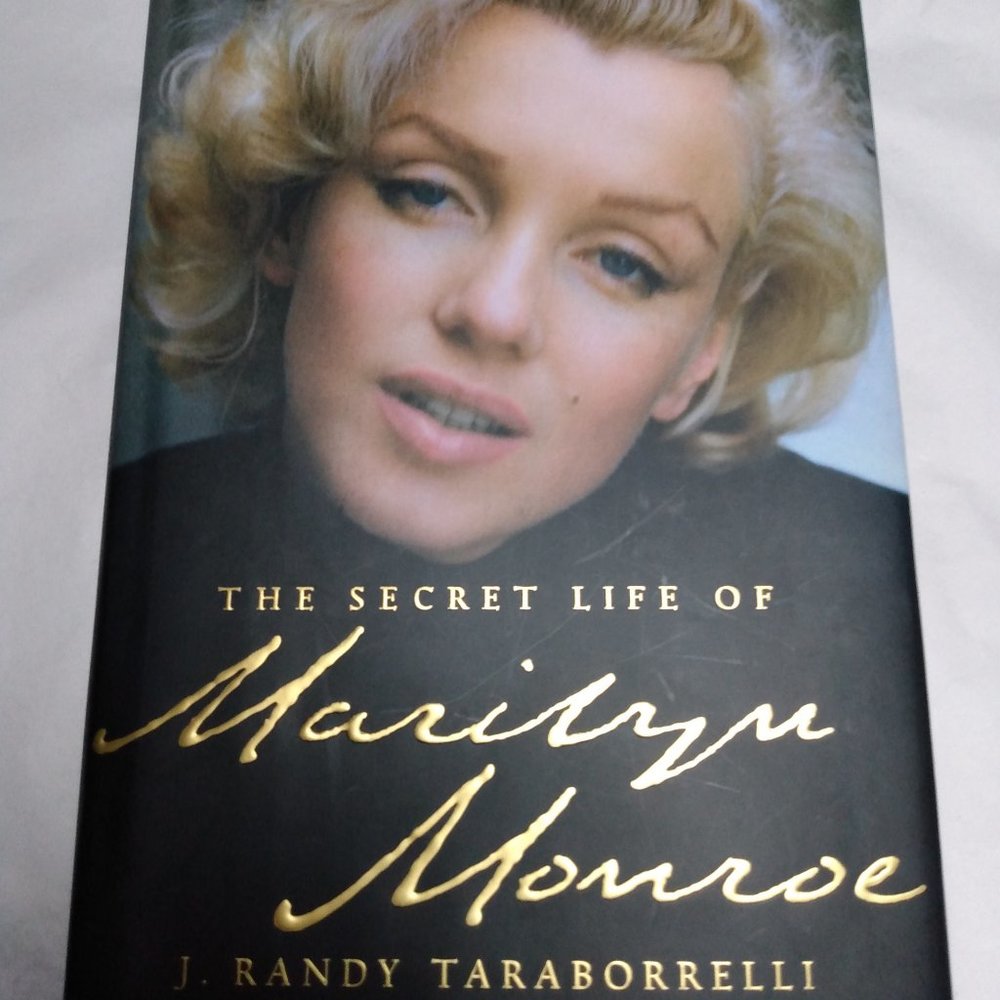 📚The Secret Life of Marilyn Monroe